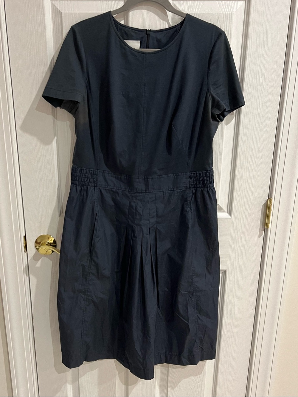 Akris Punto Short-Sleeve Navy Dress